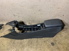 Mercedes-Benz B W246 W242 2013 Armlehne A2466800400 NDA34521