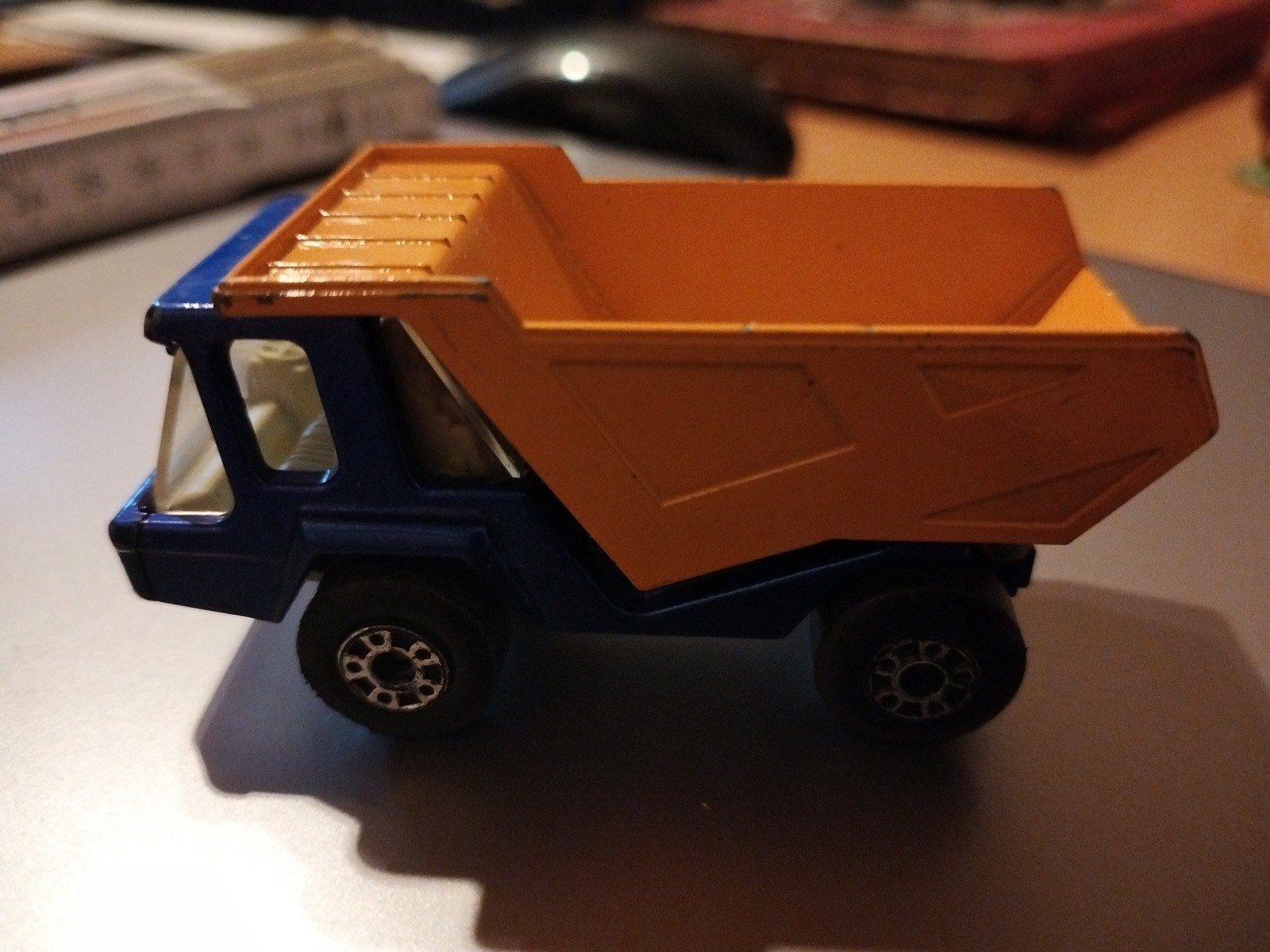Matchbox 23f, Atlas Dump Truck - Free Price Guide & Review