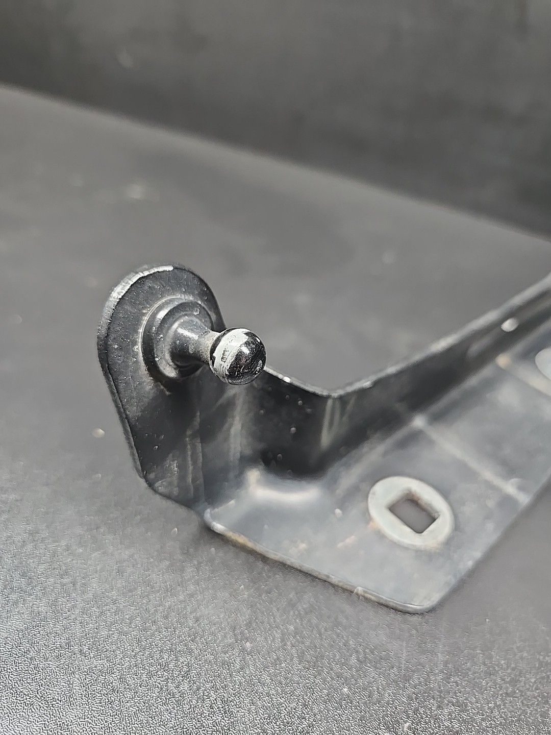Maserati Ghibli 2014-2019 RIGHT Hood hinge