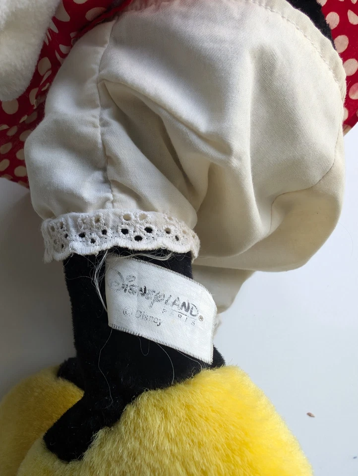 Minnie Mouse - Original Disneyland Paris Plüschfigur 40 cm - Stofftier Maus. - Bild 2 von 2