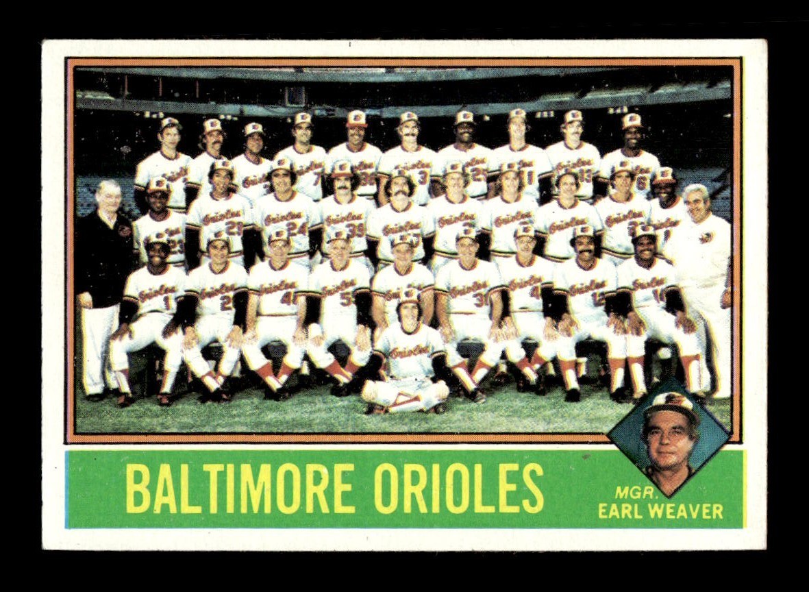 1976 Topps #73 Orioles Team Earl Weaver NEAR MINT *o5