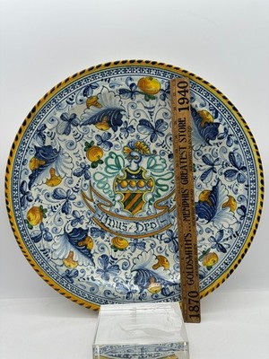 Sandro Gozzi Italian Majolica Heraldic Wall Charger Plate Hand
