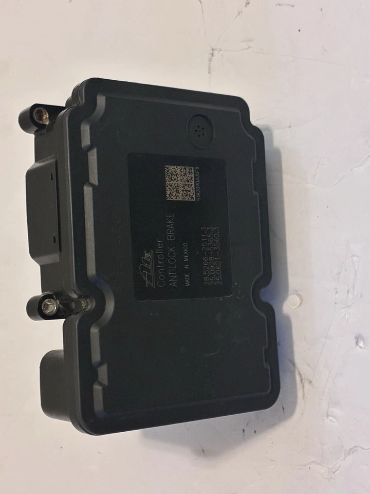 Módulo de control ABS RAM 2500 3500 2012-18 ECU SOLO P68193650AC ATE 28.5266-2501.3 Foto 3 de 4