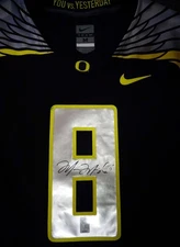Oregon Ducks Marcus Mariota Autographed Signed Black Nike Jersey Size M MM Holo