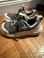 C46. On Kids Cloudhero Waterproof Little Sneaker, Eclipse/Pearl Size 11 Unisex