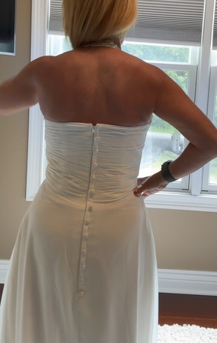Halter White Classic A-Line Full-Length Wedding Dress Size S NWOT. Never worn.