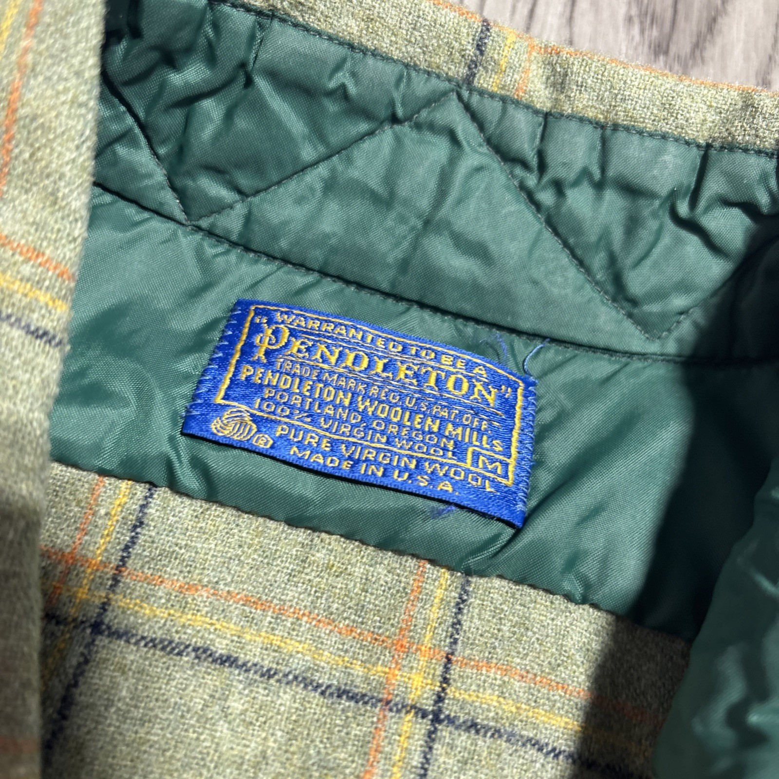 Vintage 1980s Pendleton Pattern Flannel. Size Med… - image 4