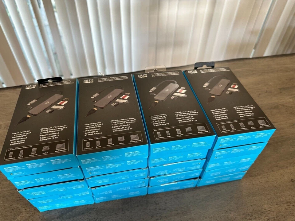 (EACH) Adesso 6-in-1 USB-C Multi-Port Docking Station (TAA Compliant) (AUH4020) - Image 2 of 4