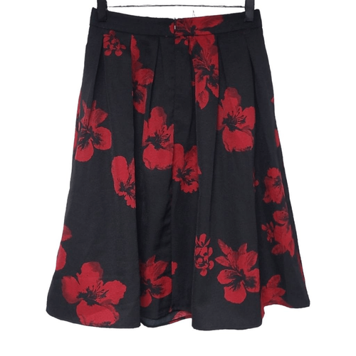 Forever 21 black pleated Floral knee-length skirt red size x-small