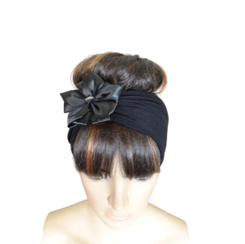 Diadema negra. Envoltura de cabeza de flor. Linda diadema hecha a mano. Envoltura de cabello para adultos. Foto 2 de 2