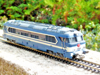 JOUEF HO Cc７０００２　SNCF Jouef CC 70002 SNCF Echelle HO Locomotive Diesel - Bleue (8561