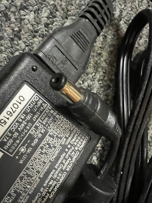 Chargeur Adaptateur HP COMPAQ PA-1530-02CV 18.5V 2.7A (159224-001) D'occasion