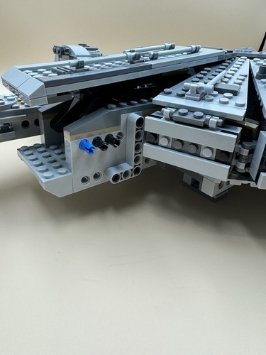 LEGO Star Wars: Millennium Falcon (75105) - Used As Is - With Figs - 第 6/24 張圖片