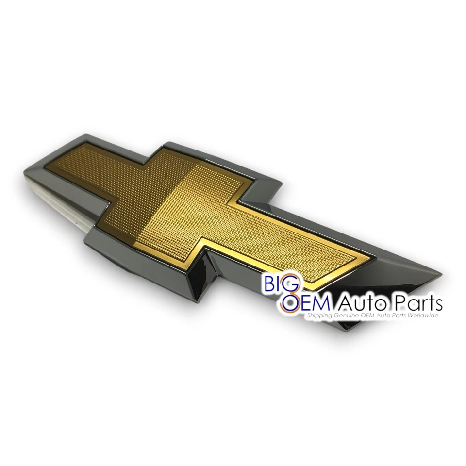 09-12 Chevrolet Traverse parachoques delantero cromado dorado pajarita emblema OEM 84690311 Foto 3 de 4