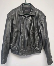 Bermans Mens Vintage Black Leather Motorcycle Jacket W/Thinsulate Size XL Long