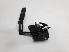 Audi A6 4B  Fanghaken Motorhaube  4B0823480E (18)