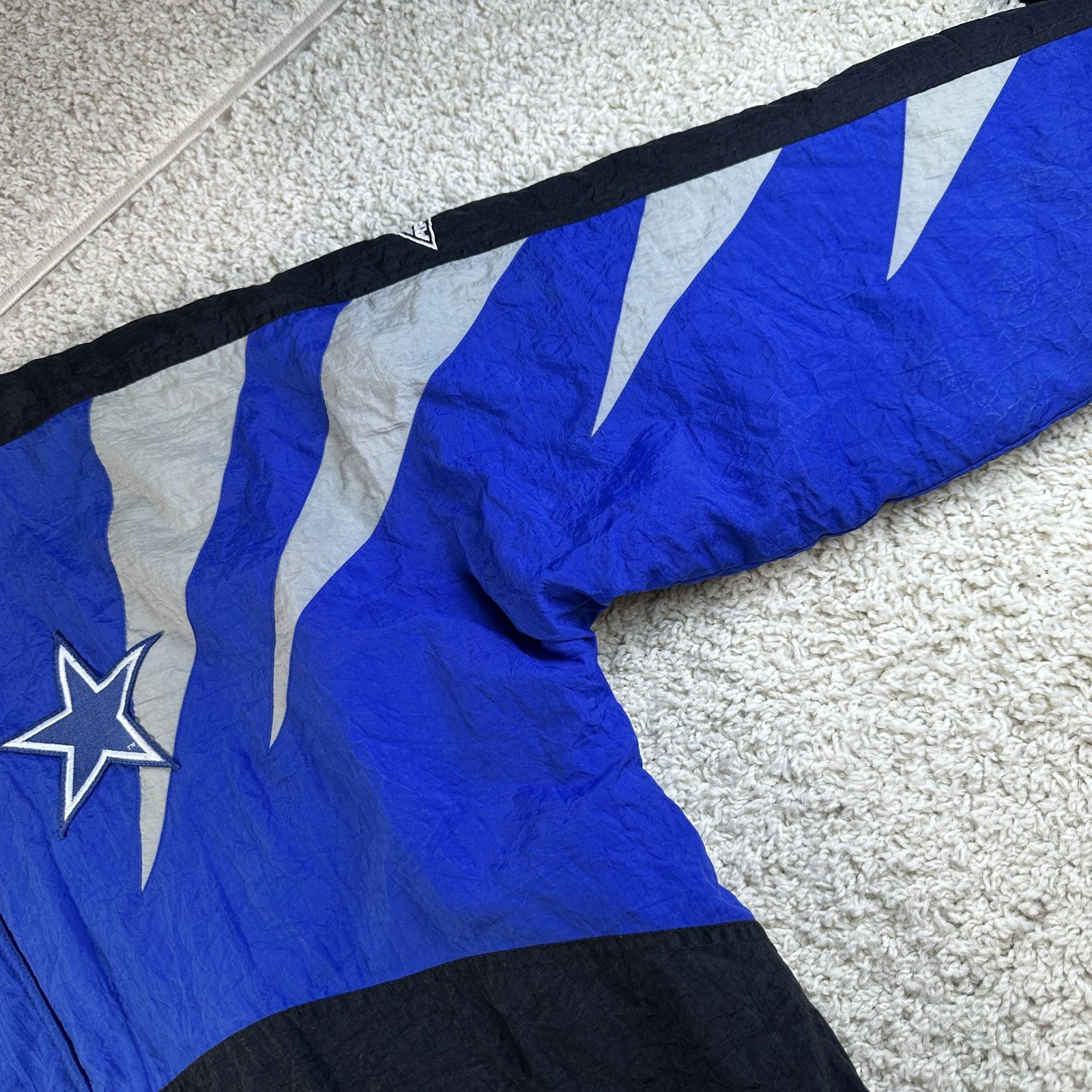 VTG 90s Dallas Cowboys NFL Pro Line Apex One Shark Tooth Jacket Sz XL
