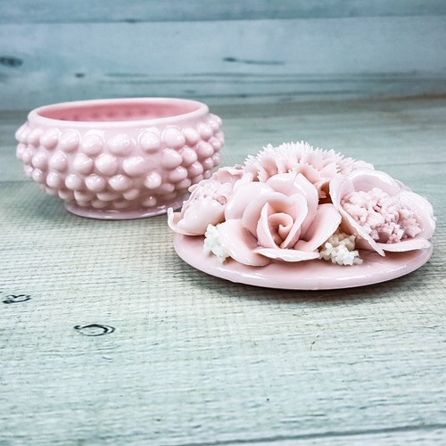 Botella de perfume y plato de baratija vintage años 40 Ardalt Lenwile rosa Hobnail - Imagen 13 de 16