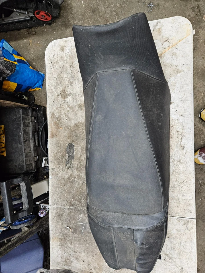 Conjunto de asiento completo, negro - Arctic Cat F800 Sno Pro 2012 5706-218 AT1113 Foto 2 de 4