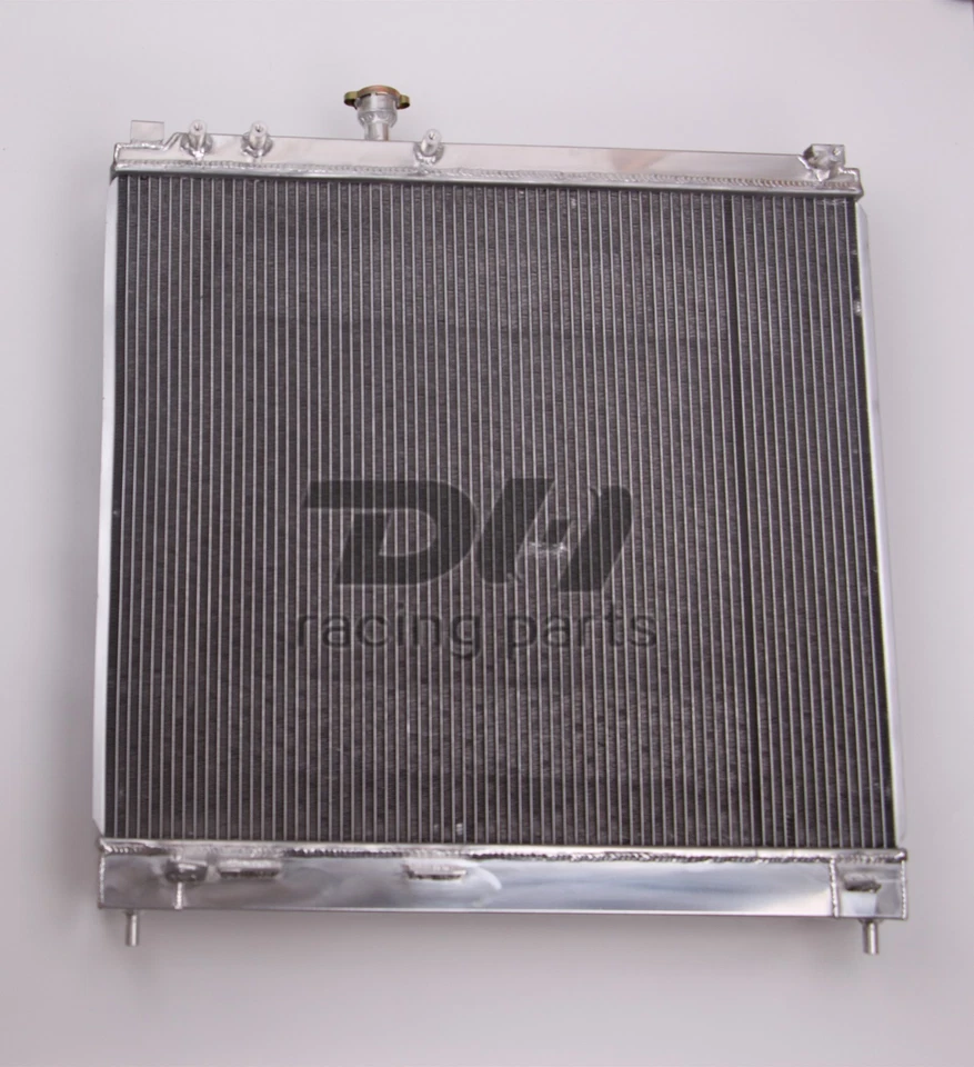 Radiador de alumínio Fit 2004-2015 Nissan Titan/Infiniti/Qx56/Armada 5.6 V8 3 fileiras - Imagem 3 de 4