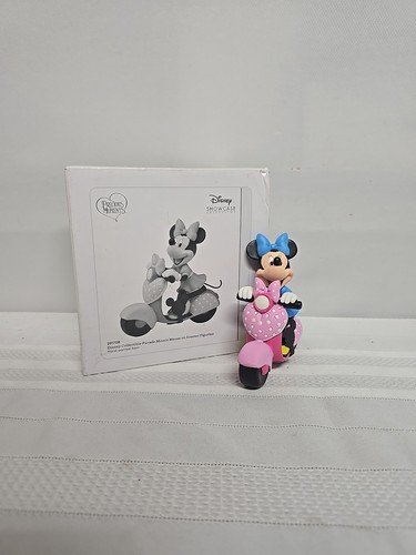 Precious Moments Disney Showcase Parade Minnie Mouse on Scooter Figur 201708