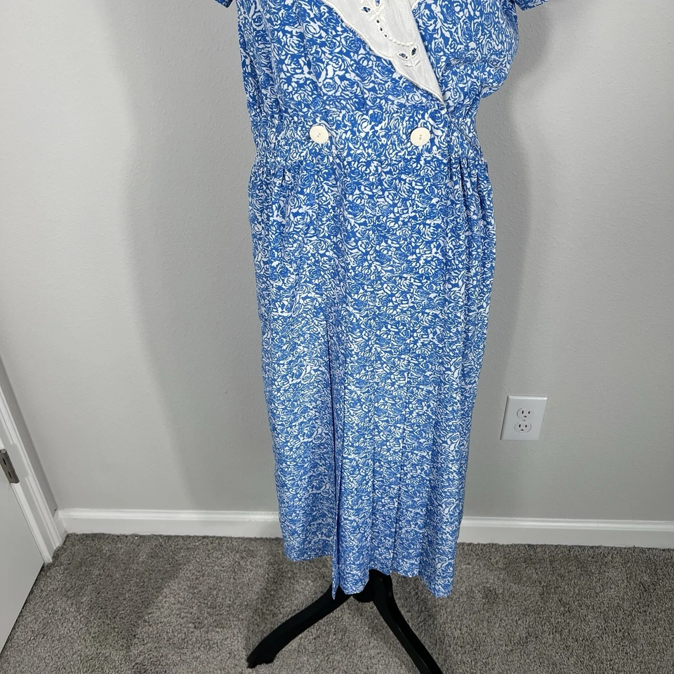 Vintage 1980s Blue Floral Secretary Dress Short Sleeve Midi Cottage Size 7/8 - Image 3 of 4