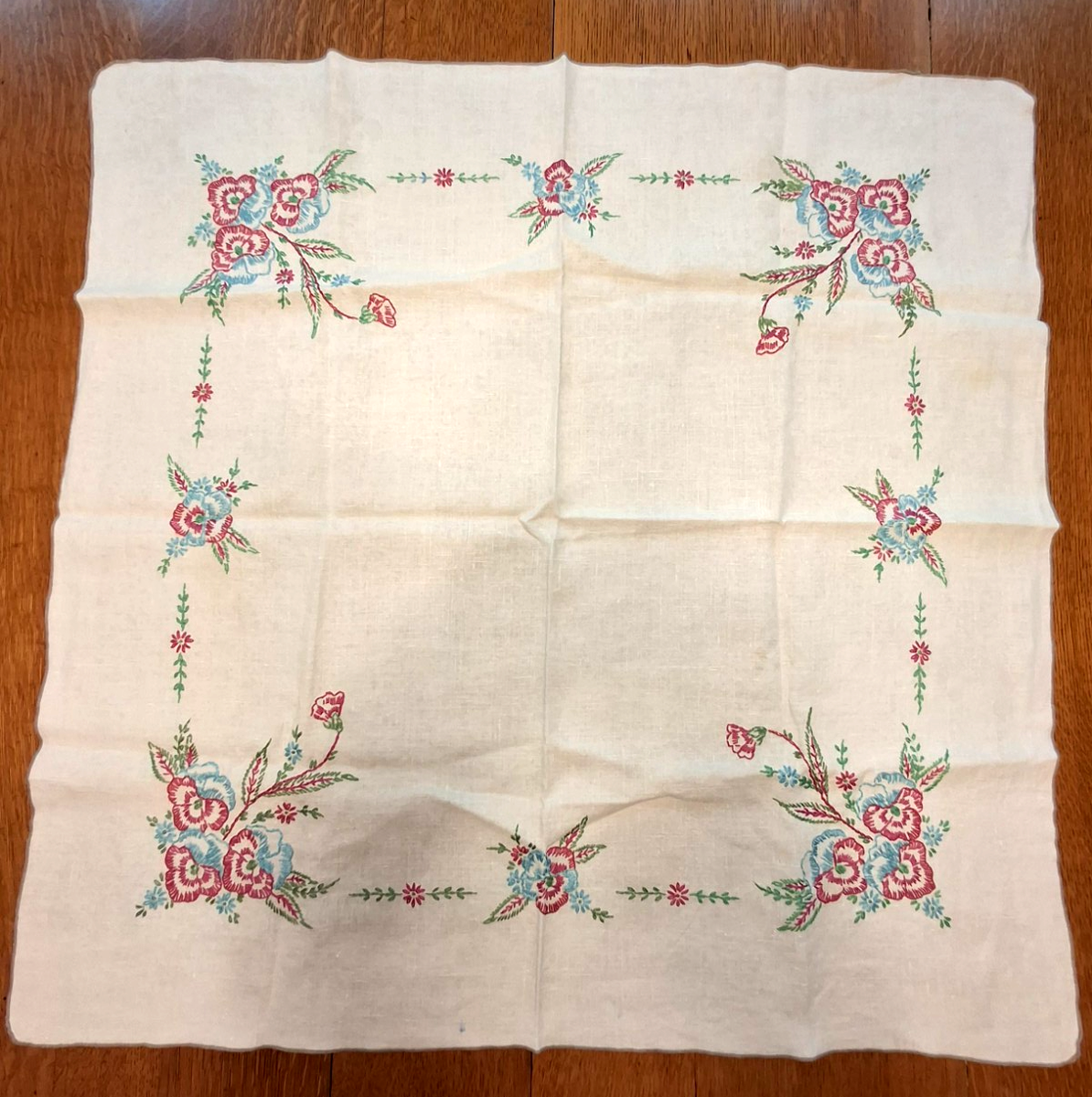 Antique Vtg Tablecloth Hand Embroidery Flowers Card Table Linen 33