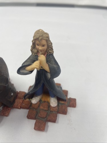 Vintage 2000s Harry Potter The Hero Series RUBEUS HAGRID - Enesco Mini Figurine - Picture 3 of 4