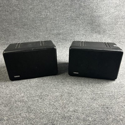 Yamaha S22 Bookshelf Speakers Pair Black 80W 8 Ohm 2.0 Wired