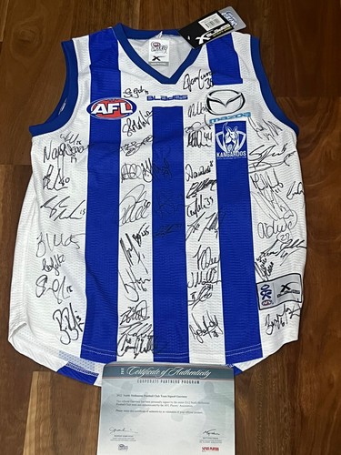 2012 North Melbourne Squad Hand Signed Jumper Licensed COA Jersey L Blades AFL - Picture 2 of 12