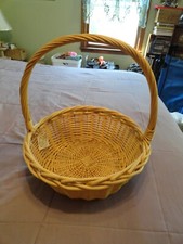 New VTG Large Willow Bend Natural Wicker Handle Basket 15" Round x 16" High