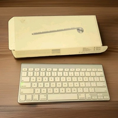 Apple Wireless Keyboard | Genuine| Model a1314 | Used Test Fully Functional
