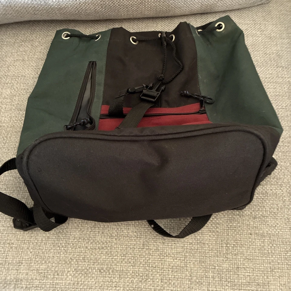 L'EGENT 运动背包 背包 绿色 红色 黑色 书包 日间背包 Legent 复古 — 第 4/4 张图片