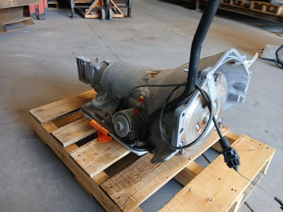 87-89 CORVETTE C4 AUTOMATIC TRANSMISSION ASSEMBLY 4L60 Foto 3 de 4