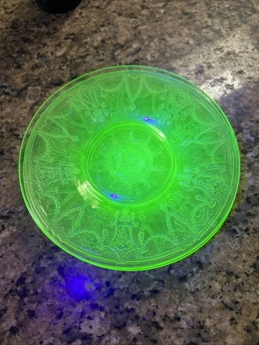 3 Anchor Hocking Cameo Ballerina Green Depression Glass 6.25" Plates Uranium