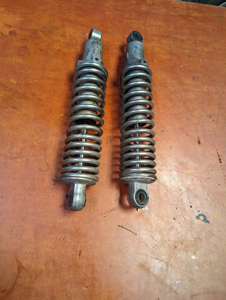 Amortecedores traseiros suzuki gs650gl gs650l gs650 81 82 1981 1982 - Imagem 3 de 4