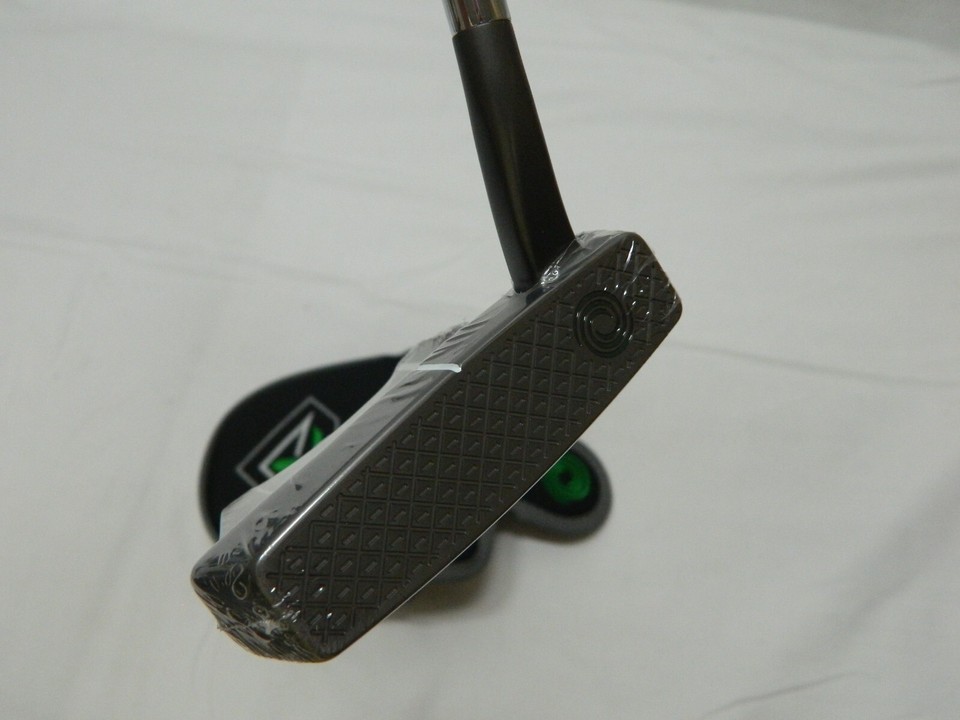 New Odyssey Toulon Charcoal Stroke Lab Las Vegas H7 34" Putter Pistol