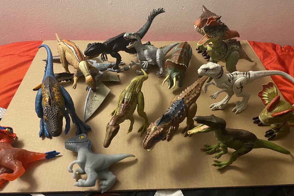 Lot of Dinosaur Jurassic Park / World Various Sizes | eBay