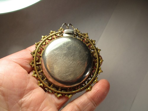 VINTAGE STURDY POCKET WATCH JEWELED WATCH FOR PARTS OR REPAIR - Picture 2 of 7