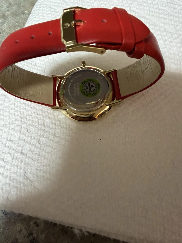 Reloj Movado - Usado 10 veces Foto 2 de 4