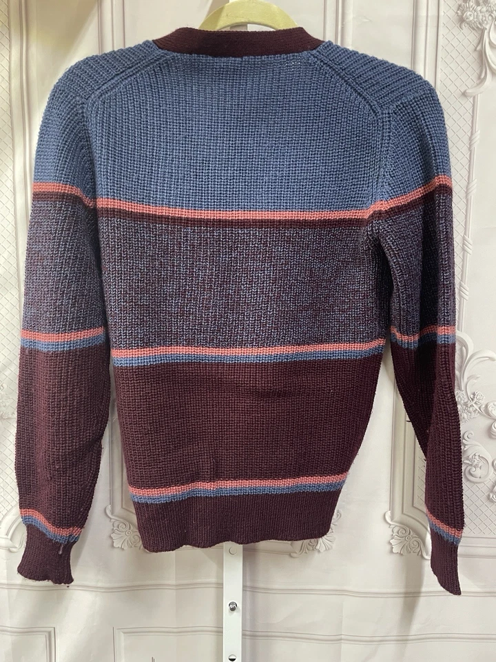 GANT Women's Sweater Vintage Wool Y2K Button Front Small Cardigan - Image 4 of 4