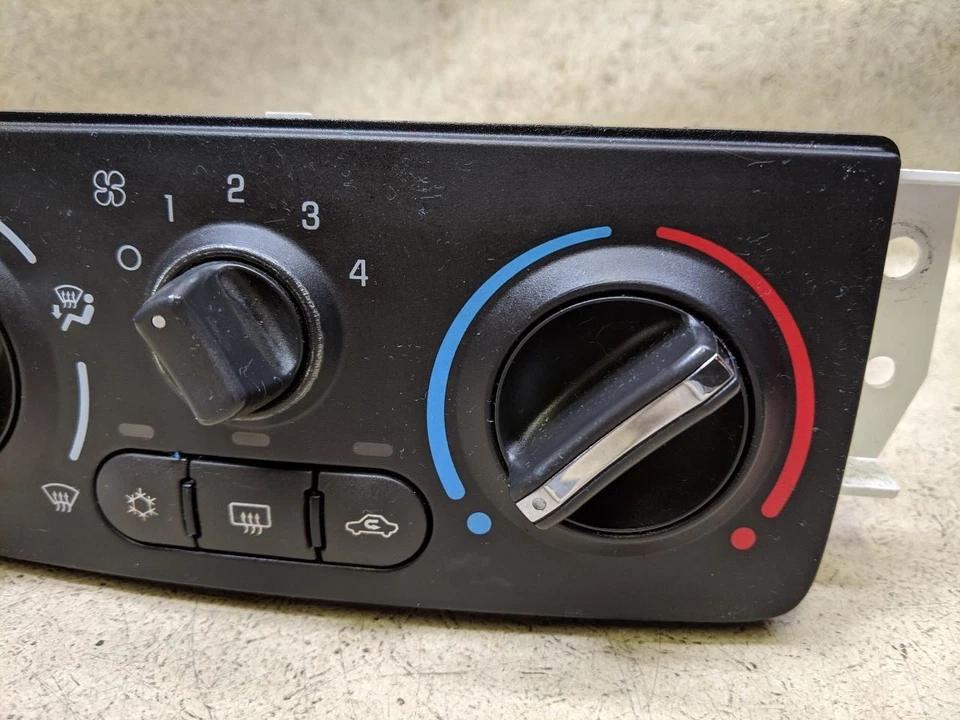 Controle climático de temperatura AC 15890411 compatível com 05-10 Chevrolet Cobalt f54-202992 - Imagem 3 de 4