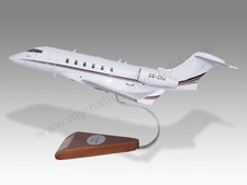 Bombardier Challenger 350 NetJets Desk Wood Airplane New Model Small Scale 1/72