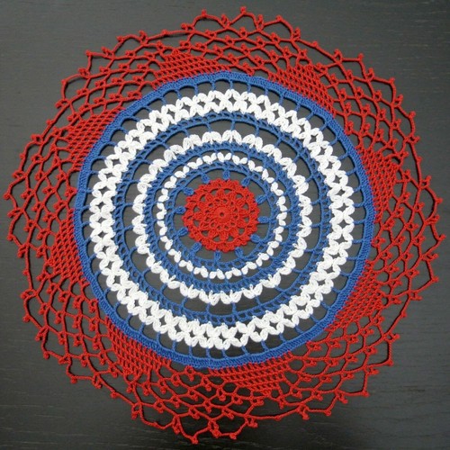 41 cm, 16.1“, Red White Blue, Patritoric, 4th July, Crochet Doily, ogrc30, #206