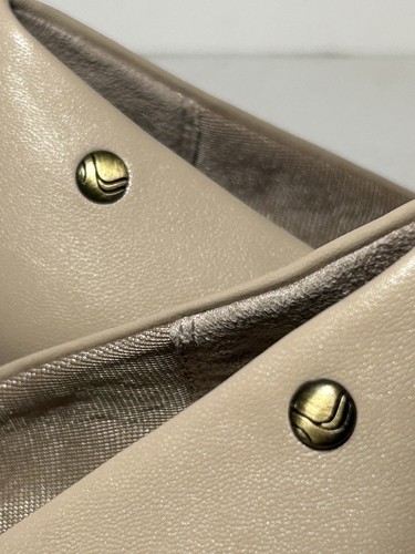 LifeStride Women Parigi Patent Leather Shoes Beige 2.5" Pump Heels SZ 6.5 M NEW! - Picture 12 of 13