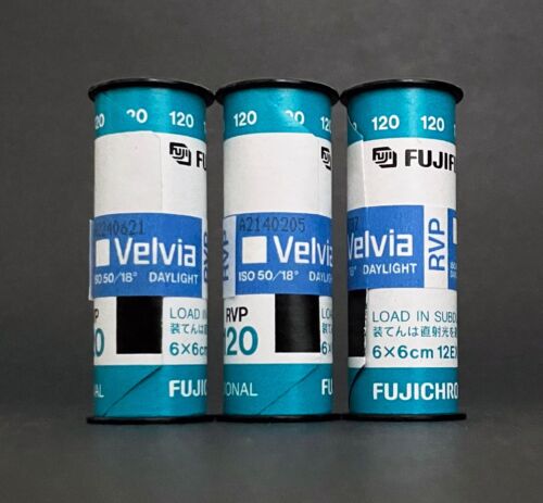 3 x FUJI Velvia RVP 50 _ 120 Reversal Film _ 50 Iso _ Frozen Since Purchase - Picture 1 of 5