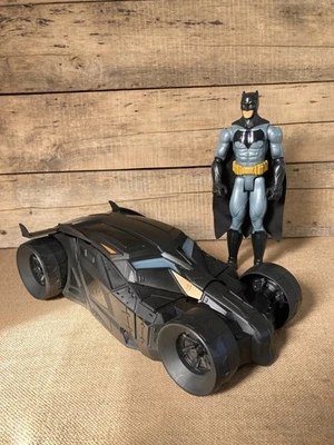 ⚜️ Jouet Voiture De Batman Véhicule La Batmobile Longueur 40 Cm Dc Comics - Photo 1/4