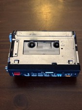 Aiwa HS-J400 Walkman AM/FM Stereo Cassette Recorder Auto Reverse Untested