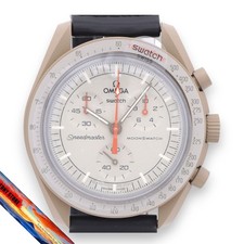 Omega Omega x Swatch Speedmaster SO33C100 Quartz Men’s Watch Beige/Black