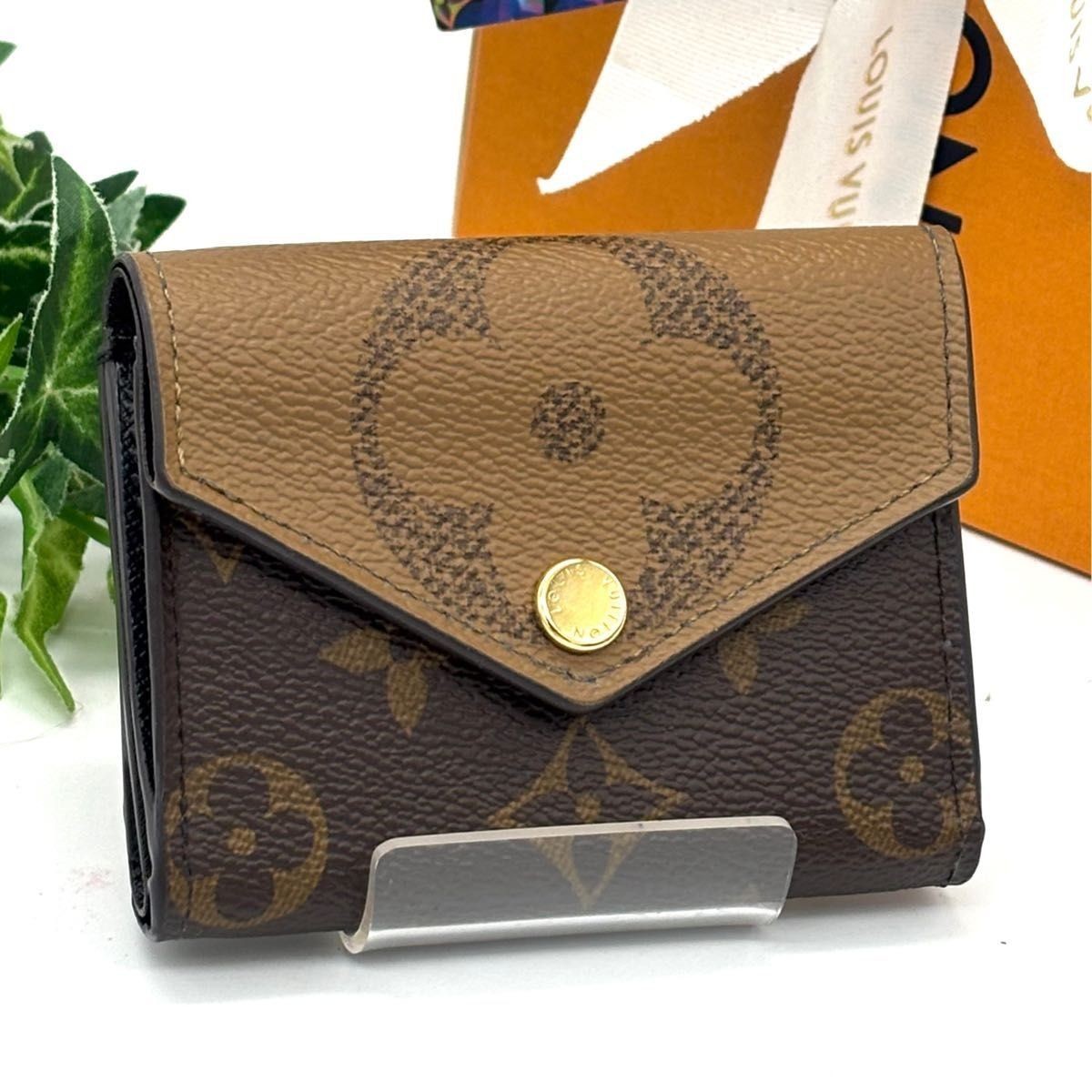 LOUIS VUITTON Wallet: Portefeuille Zoe M80725 Monogram Giant
